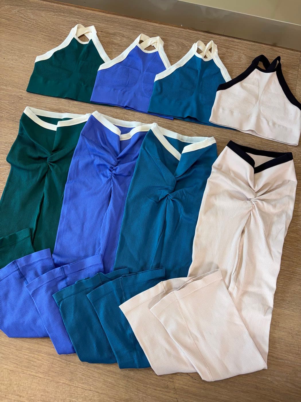 Set de leggins BOTA CAMPANA y top PREMIUM