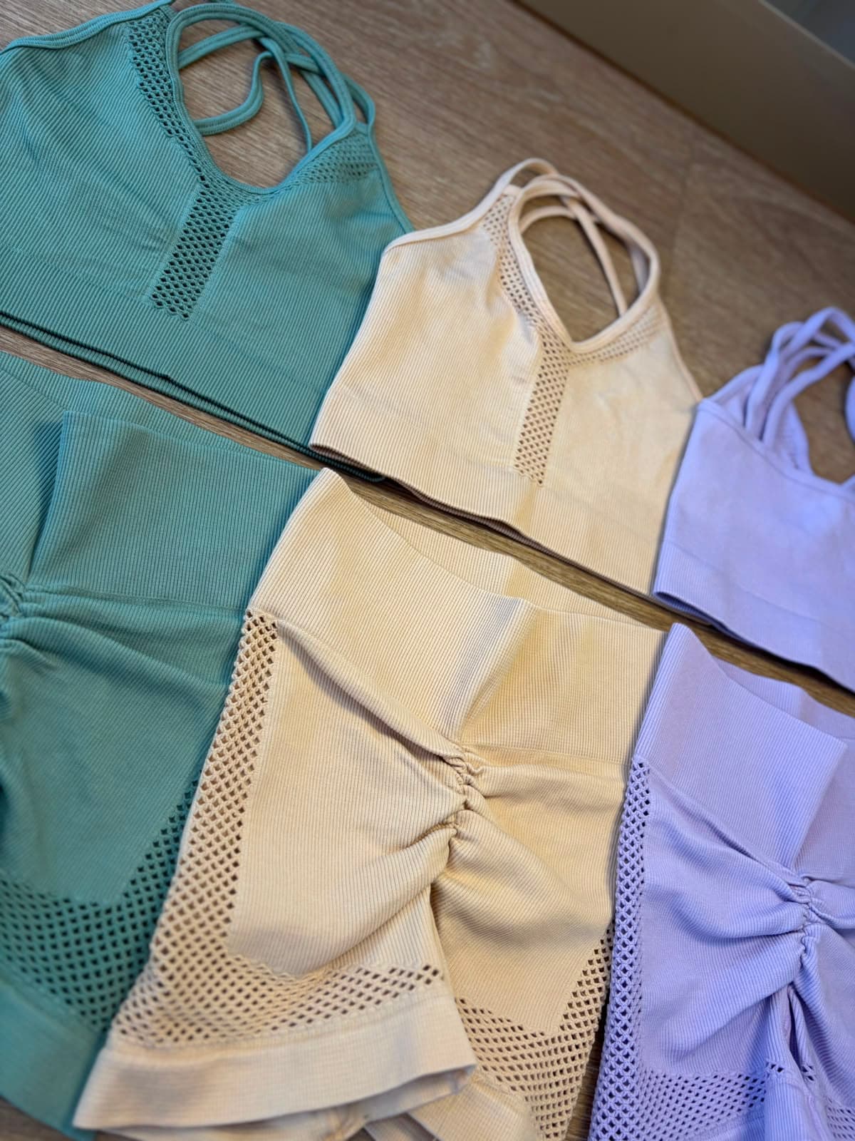Set Short + Top Huecos