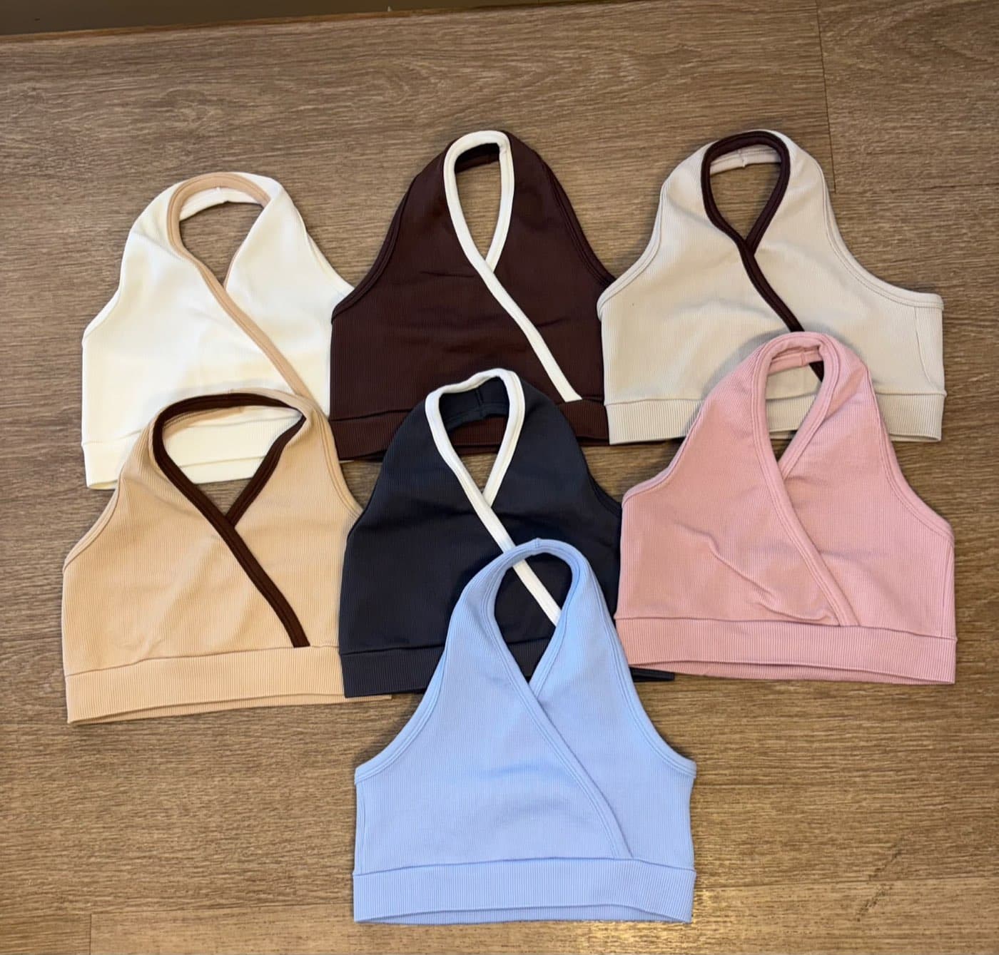Top cruzado halter